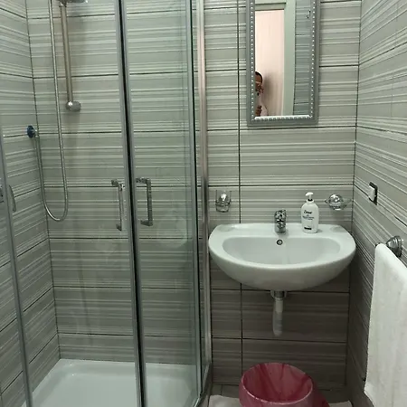 Oda ve Kahvaltı Royal Flower 4*