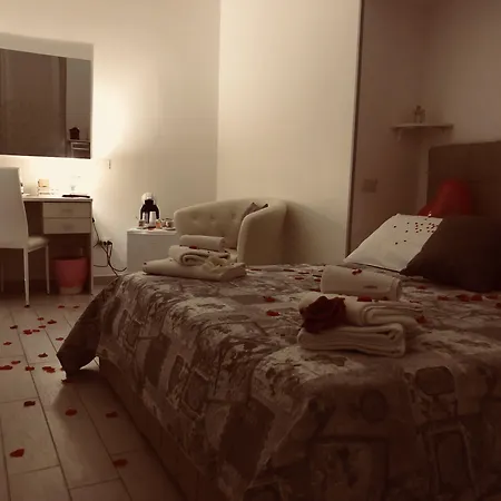 Royal Flower Bed & Breakfast