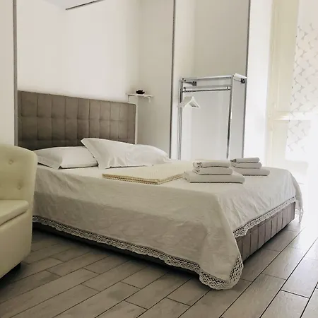 Bed & Breakfast Royal Flower 4*