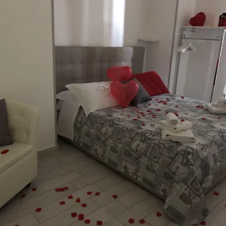 Royal Flower Bed and Breakfast Νάπολη