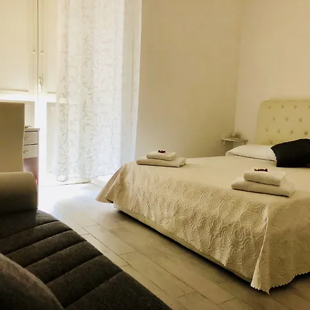 Bed and Breakfast Royal Flower 4*