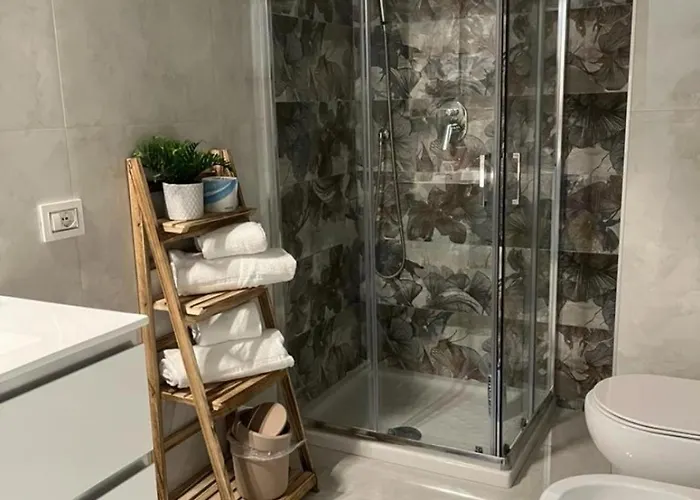 Royal Flower Bed and Breakfast 4*