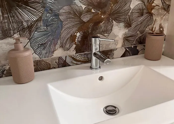 Bed and Breakfast Royal Flower 4*