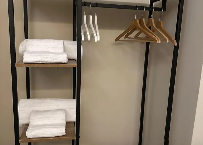 Royal Flower Bed and Breakfast Νάπολη