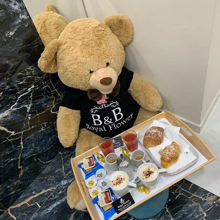 Royal Flower לינה וארוחת בוקר