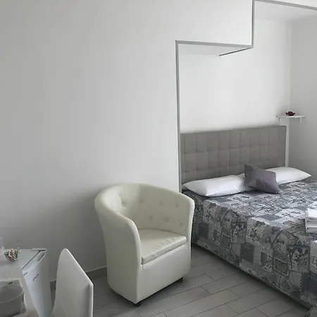 Royal Flower Bed & Breakfast Naples