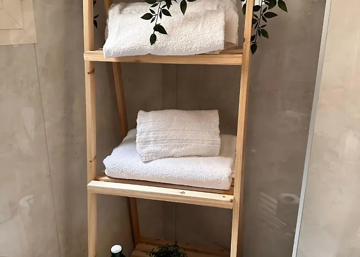 Royal Flower לינה וארוחת בוקר 4*