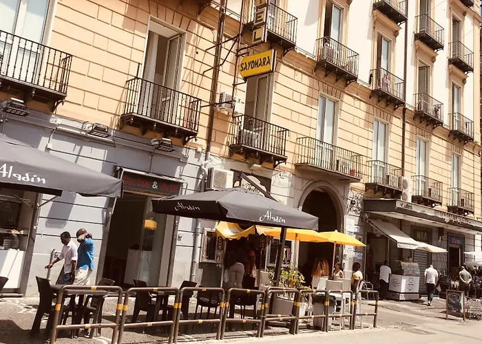 Royal Flower נאפולי